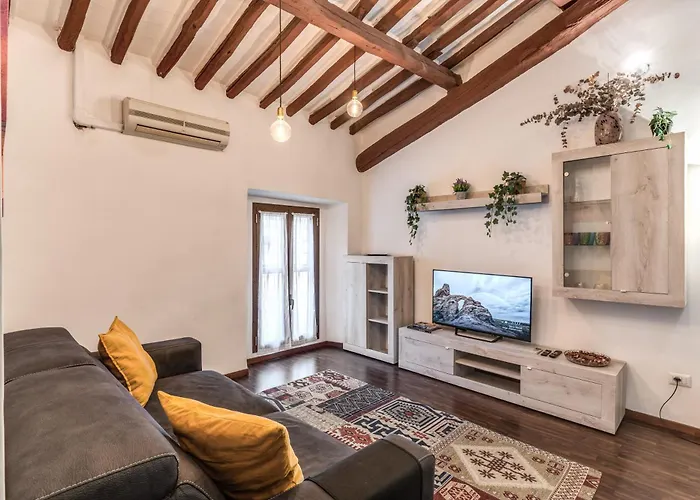 Loft In The Ghetto 3 Apartment